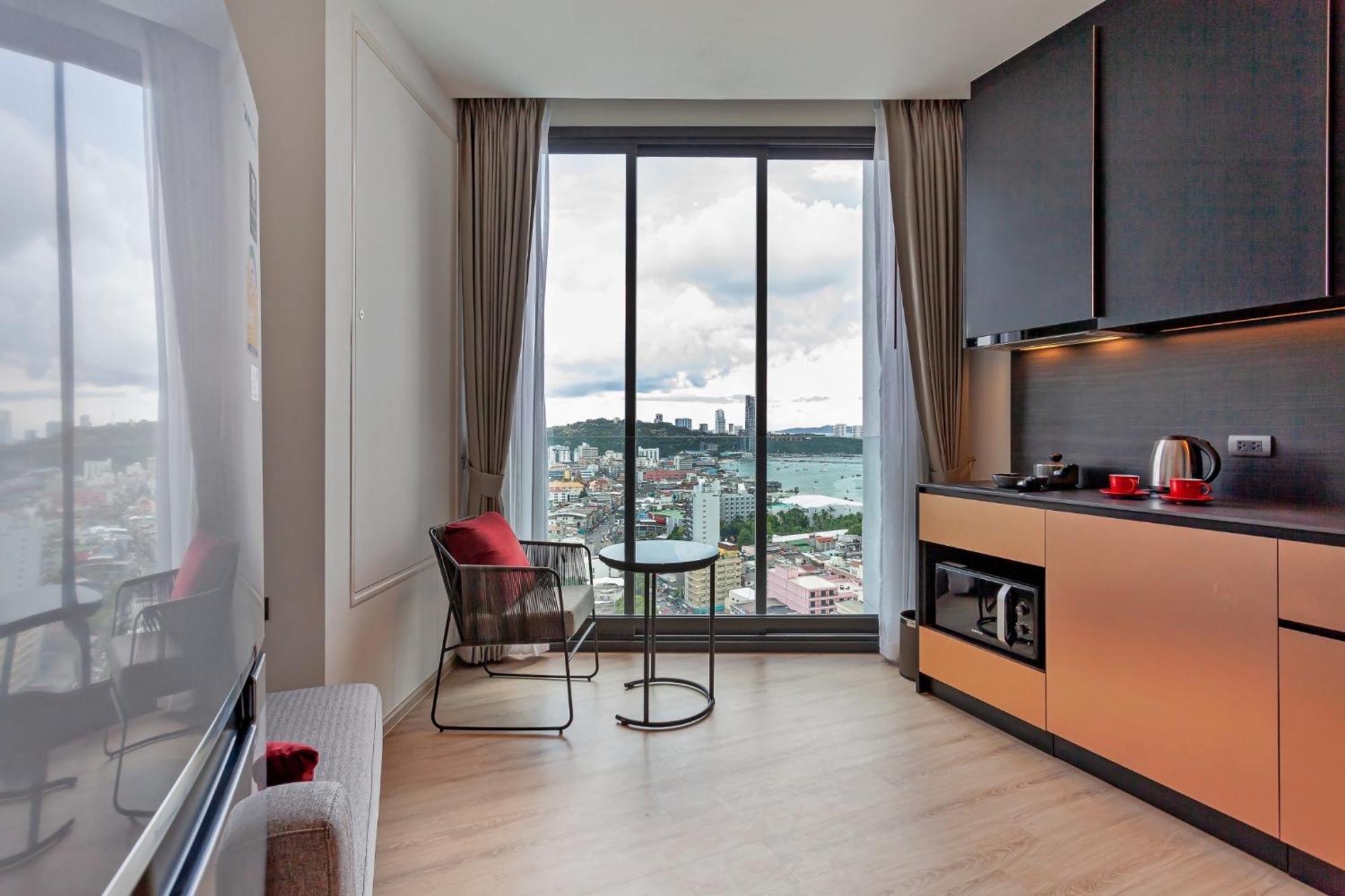 Edge Central Pattaya Sea View High Floor 23,26 Εξωτερικό φωτογραφία